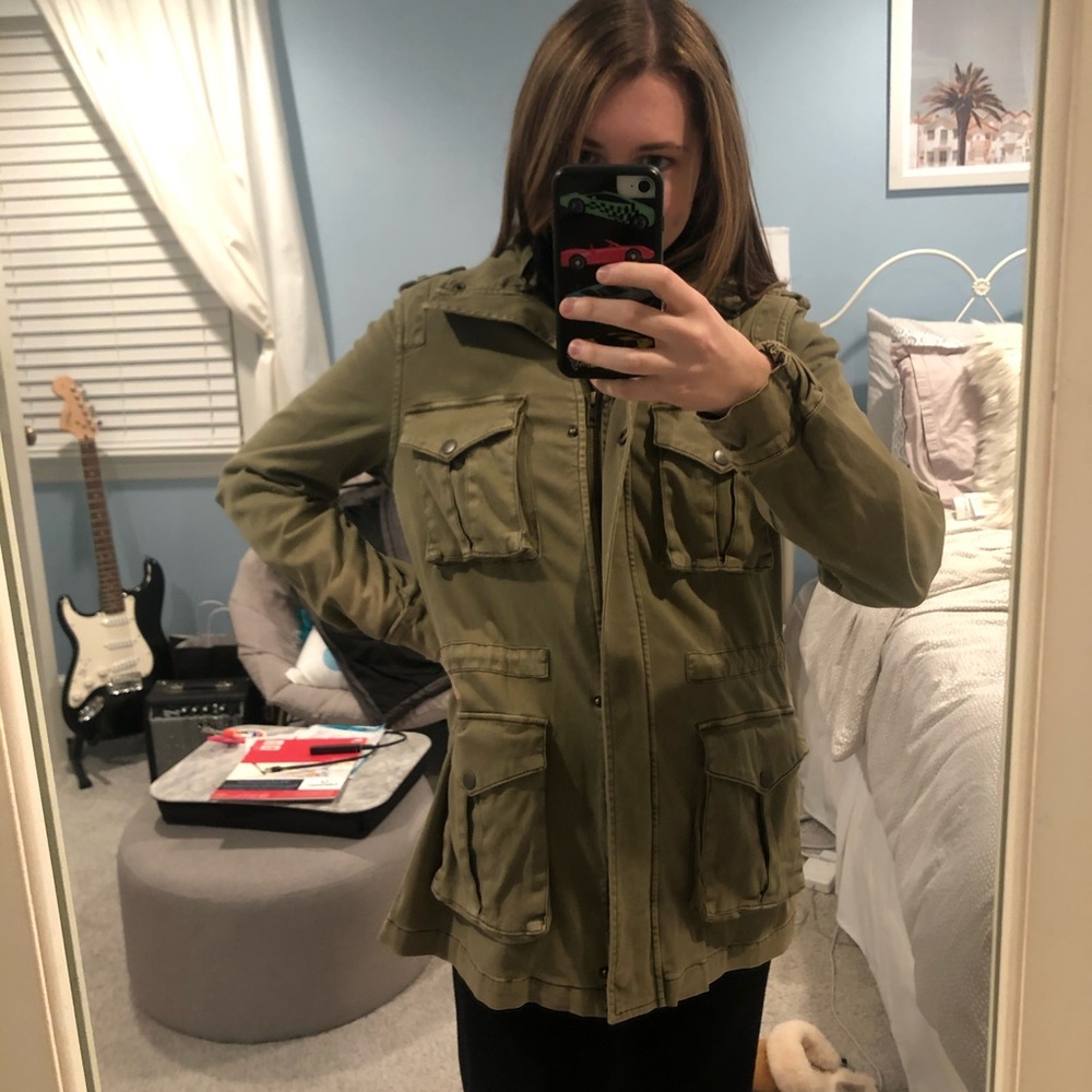 LORD AND TAYLOR GREEN UTILITY JACKET